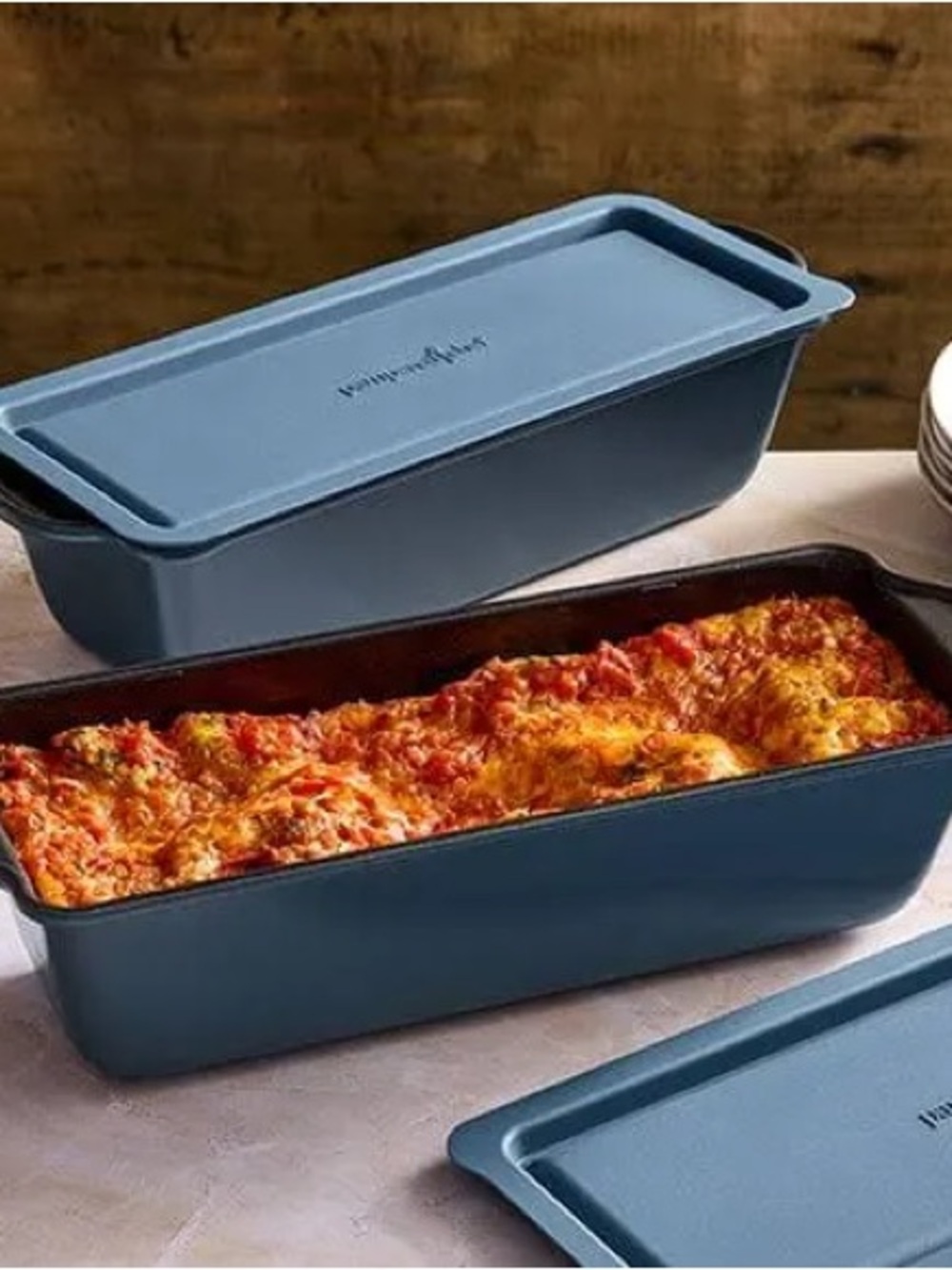 Pampered Chef Blue Long Loaf Pan with Lid - One